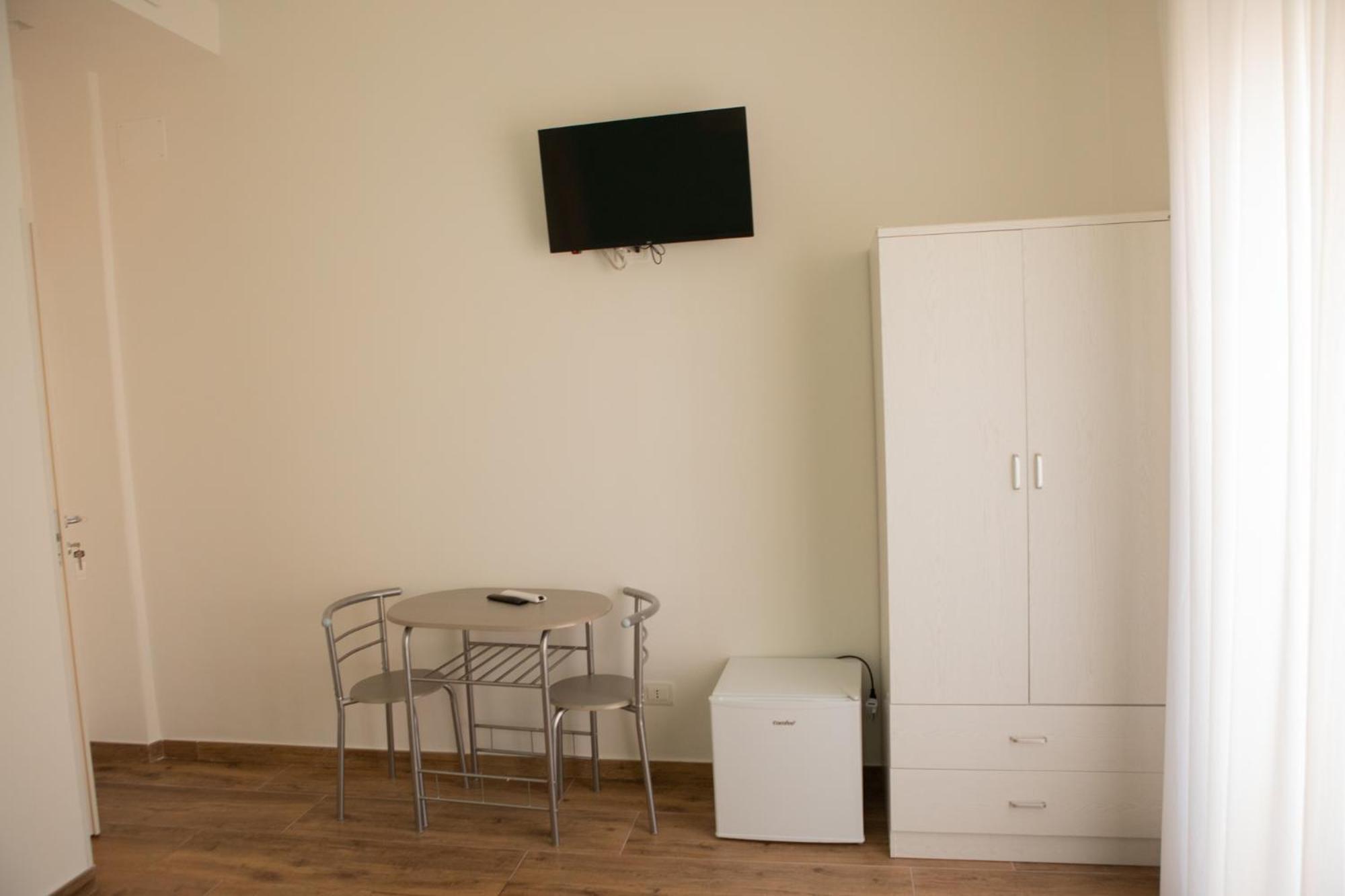 B&B Pietre Preziose Salerno Exterior foto